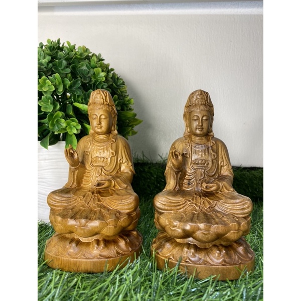 Tượng phật Bà Quan Âm - gỗ bách sanh, có mùi thơm - để ô tô, bàn làm việc
