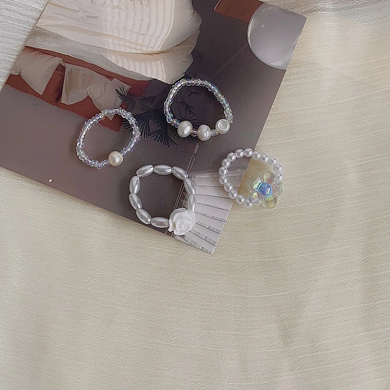 Set Hai Nhẫn Co Giãn Đính Ngọc Trai Xinh Xắn