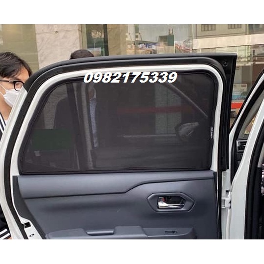 Rèm che nắng xe raize hút nam châm ( bộ gồm 4 tấm )