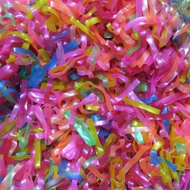 Thun buột tóc