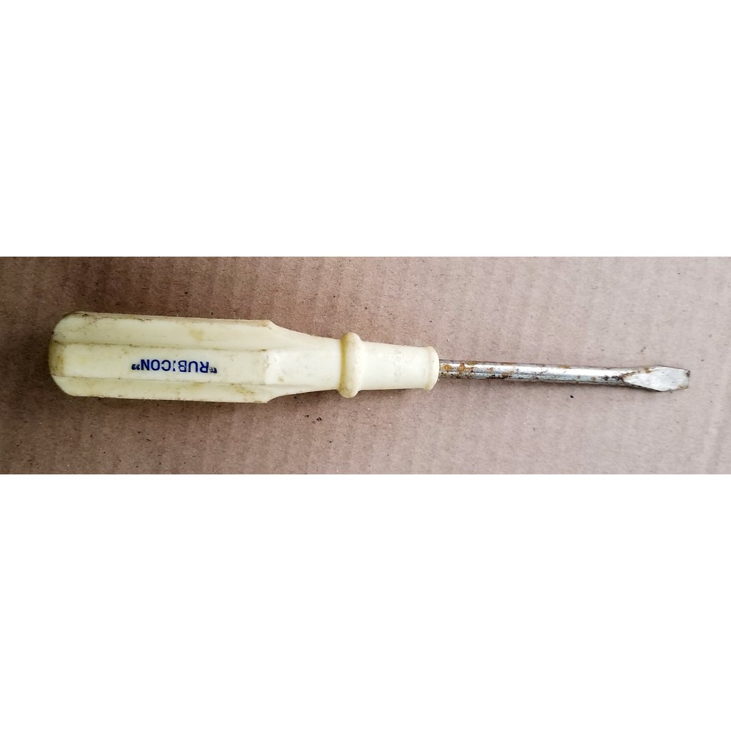 Tua vít dẹp 18cm đầu vít 5mm hàng bãi Nhật