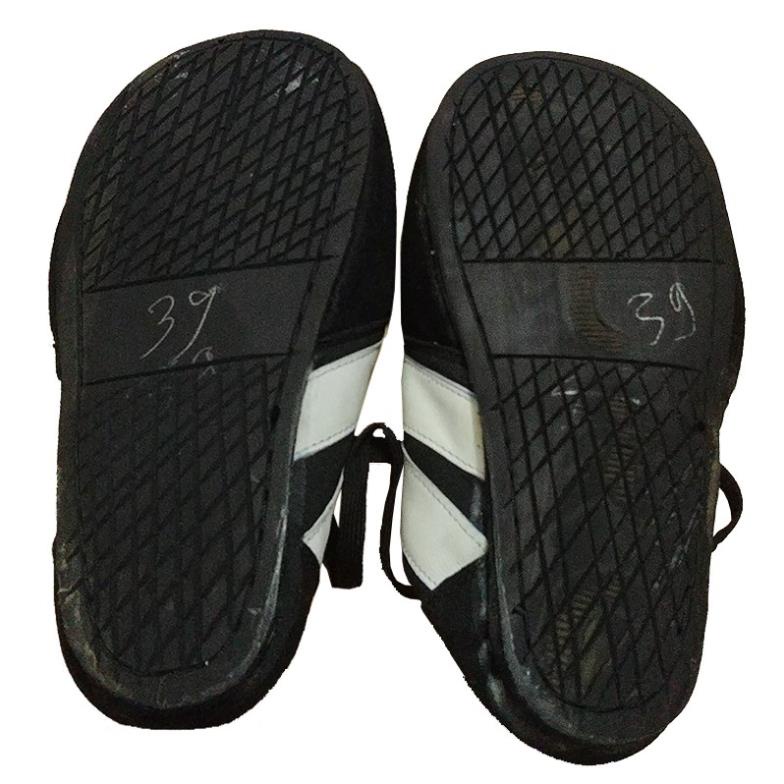 🎁 Giày đá cầu tiêu chuẩn ❤️FREESHIP❤️ Giày mỏ vịt loại tốt-giá rẻ vô địch-hà nội-tphcm LH