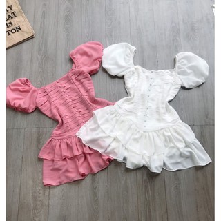 Jumpsuit voan xếp ly bèo tầng nút bọc