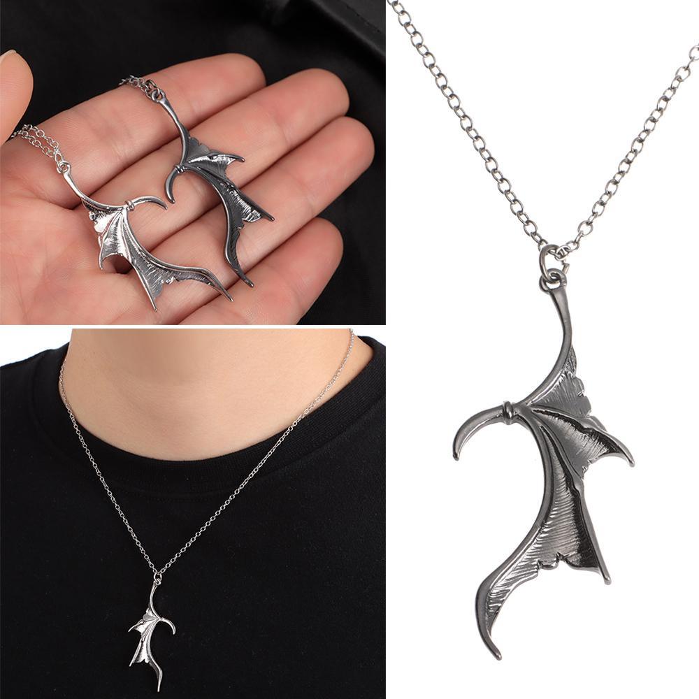 Vòng cổ Mặt Trái Tim Cánh Dơi Thời Trang