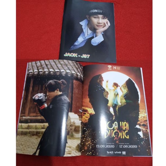Mini ALBUM hình JACK J97 2020 có 32 trang