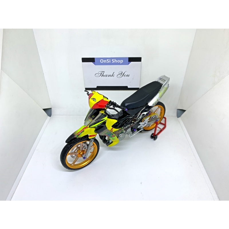 MÔ HÌNH YAZ 125cc  XE MOTOR TỈ LỆ 1/12 ĐỘ XE ĐUA UB125