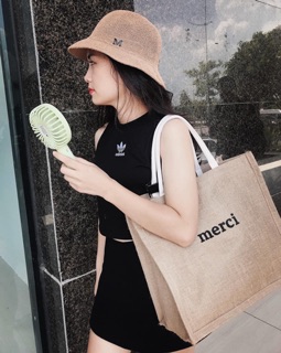 Mũ cói chữ M siêu hot