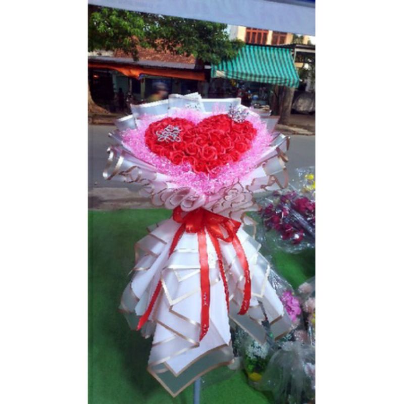 Vương miện trang trí bó hoa .trang trí bánh kem