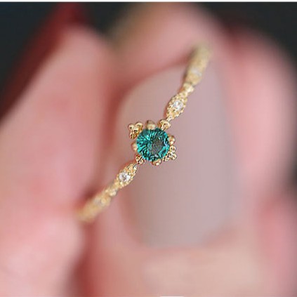 Nhẫn nữ nhẫn bạc S925 đá xanh lục mạ vàng sang chảnh phong cách hàn quốc Cá jewelry NB93
