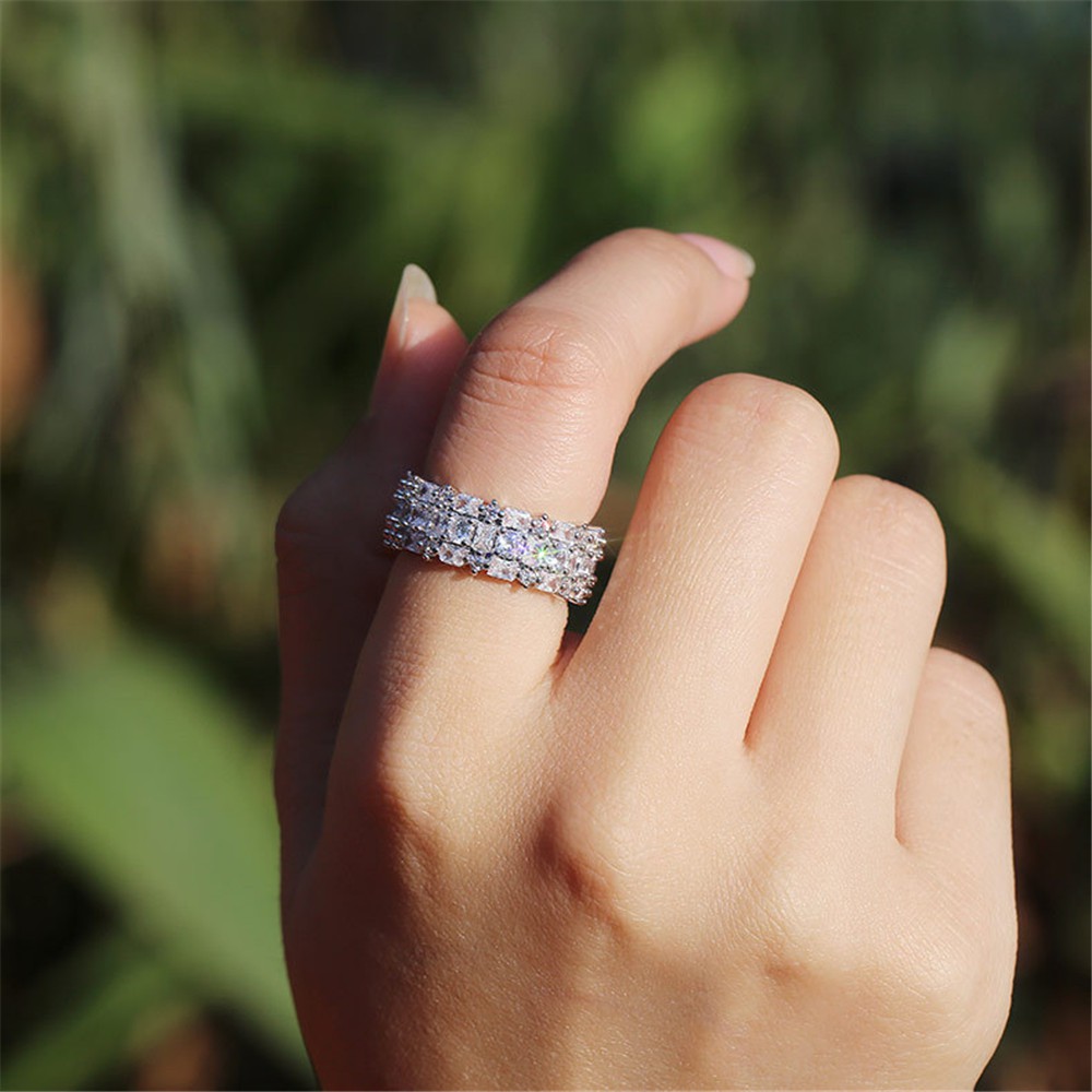 Nhẫn Đính Đá Sapphire Trắng Thời Trang Sang Trọng Quý Phái Cho Nữ