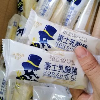 Bánh sữa chua và 5 mỳ ly