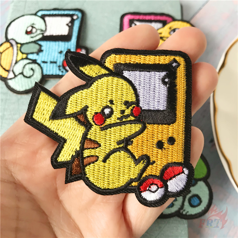 ☸ Miếng Dán Ủi Quần Áo Hình Pokemon GO - Game ☸ 1 Huy Hiệu Ủi Thêu Hình Pikachu / Charmander / Bulbasaur / Squirtle