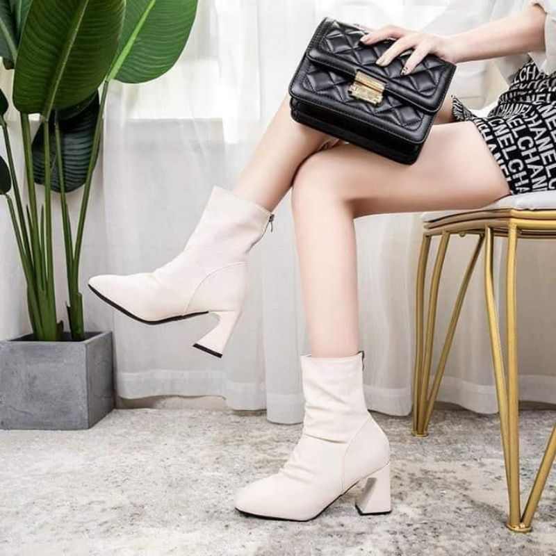 Bốt dúm da bóng êm chân trong lót lông ấm áp