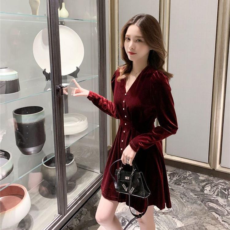 Đầm nhung tay dài dáng chữ V ngắn chiết eo màu đỏ / đen | BigBuy360 - bigbuy360.vn