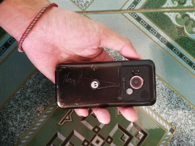 Điện thoại Motorola ROKR E6 cổ zin