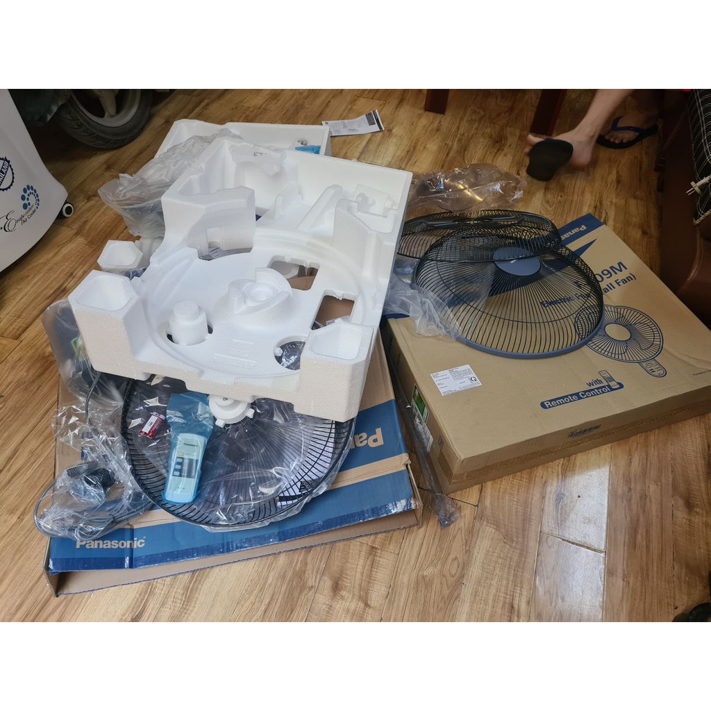 Mua Quạt treo tường Panasonic F-409MB (có điều khiển từ xa) Hàng Chính ...