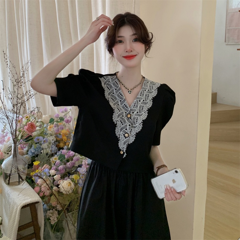 Áo Sơ Mi Tay Ngắn Cổ Chữ V Phối Ren Thời Trang Mùa Hè Dễ Phối Đồ Cho Nữ