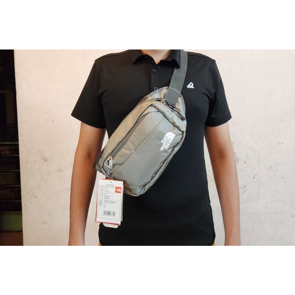 Túi đeo chéo nam nữ The North Face Bozer Hip Back II