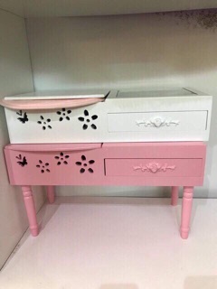 Bàn trang điểm mini