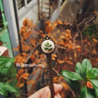 Thước kẻ(bookmark) thêu tay thủ công