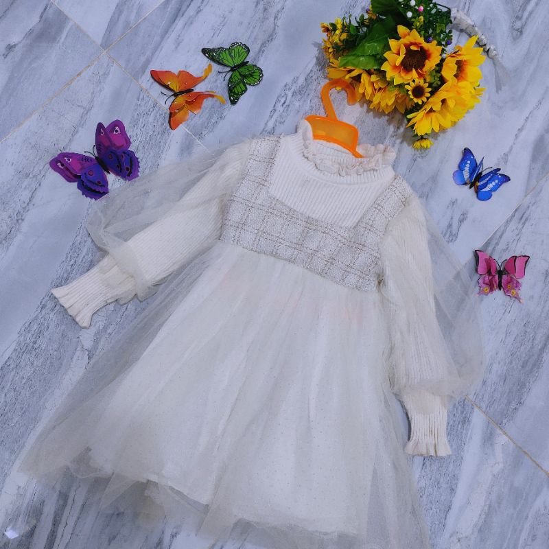 Siêu phẩm Váy bé chọn trên live