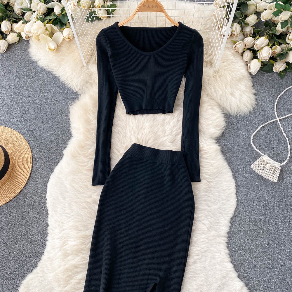 Đầm len ôm body xẻ đùi, váy len cổ tim