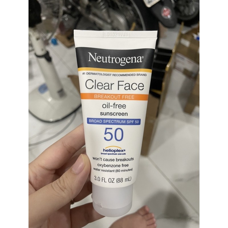 KEM CHỐNG NẮNG NEUTROGENA CLEAR FACE SPF 50 - 88ML