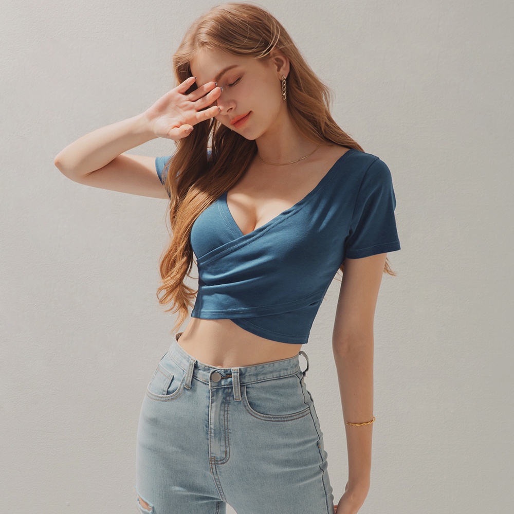 Áo croptop thun cổ V 2 cách mặc nữ Air Space 2120121038