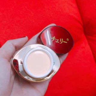 Kem Face hoa anh đào nhật bản