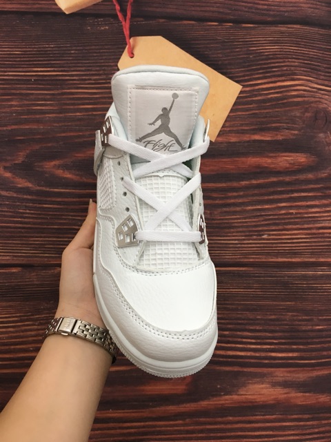 Giày thể thao jordan 4 trắng