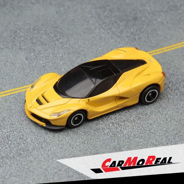 Xe Mô Hình Tĩnh Tomica Laferrari1:62 Yellow