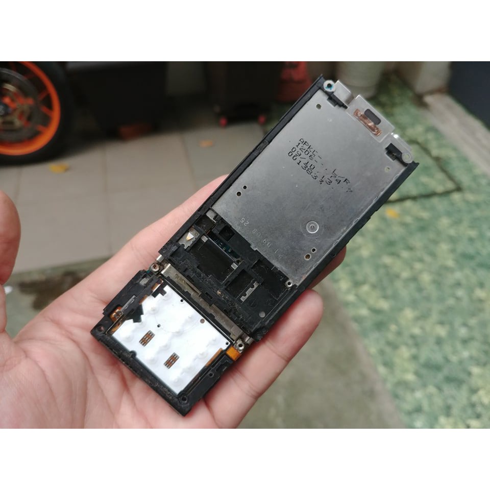 Linh kiện main Sony Ericsson W595 kèm sườn tháo máy