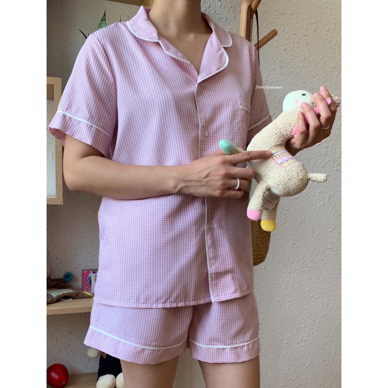 ĐỒ BỘ MẶC NHÀ PYJAMA KATE SILK NGẮN - CARO HỒNG