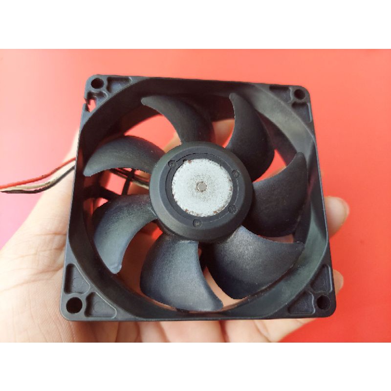 Quạt tản nhiệt Nidec 24v 8×8 tháo máy Nhật.