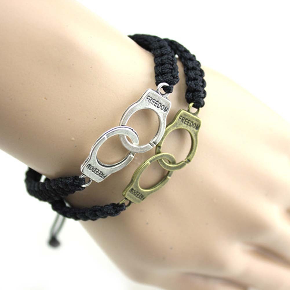 Vòng tay tết đính còng tay cá tính thời trang | BigBuy360 - bigbuy360.vn