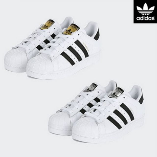 Giày thể thao Adidas xách Hàn Quốc.