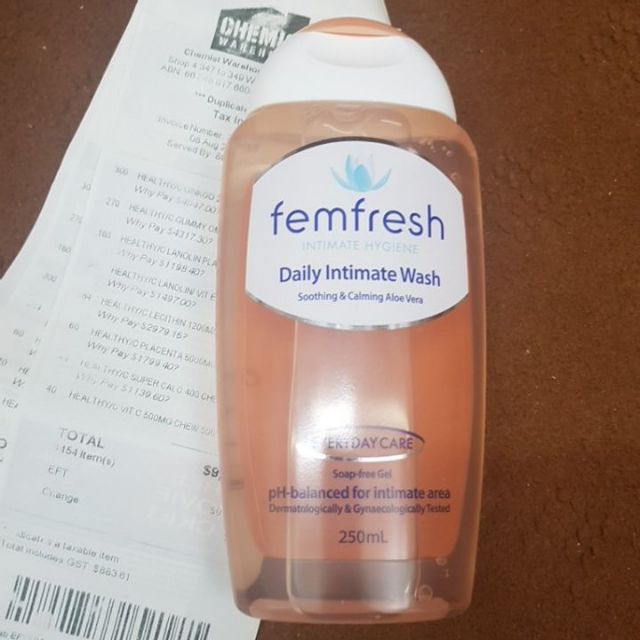 [Siêu rẻ] Dung dịch vệ sinh FEMFRESH DAILY 250ml