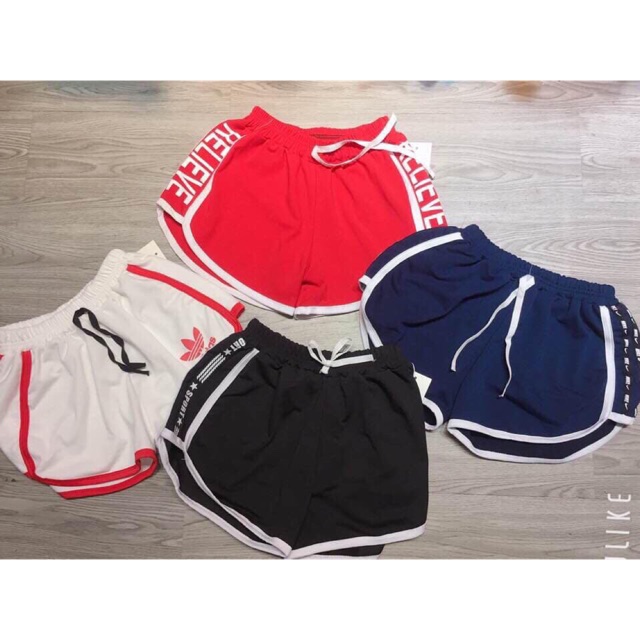 Combo 1 áo sơ mi đỏ cổ bèo gửi Đoàn Huyền 130k