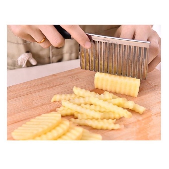 Dao lượn sóng cắt rau củ quả cho bé ăn dặm