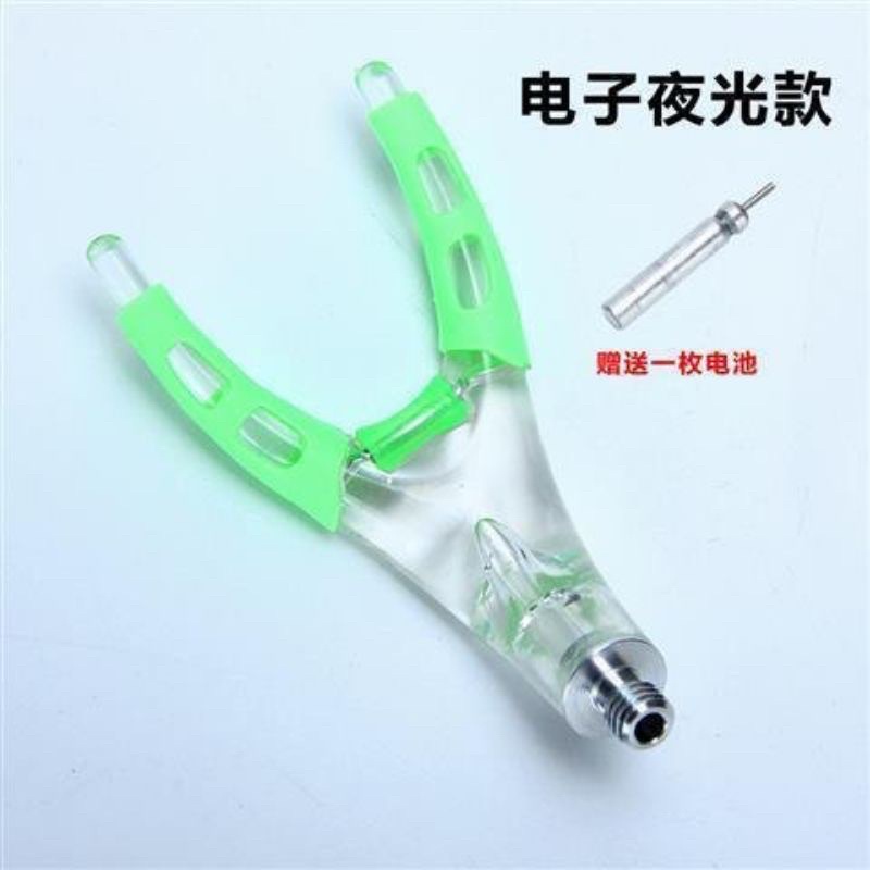 Đầu gác cần có đèn . Tiện lợi khi đi câu cả ngày lẫn đêm