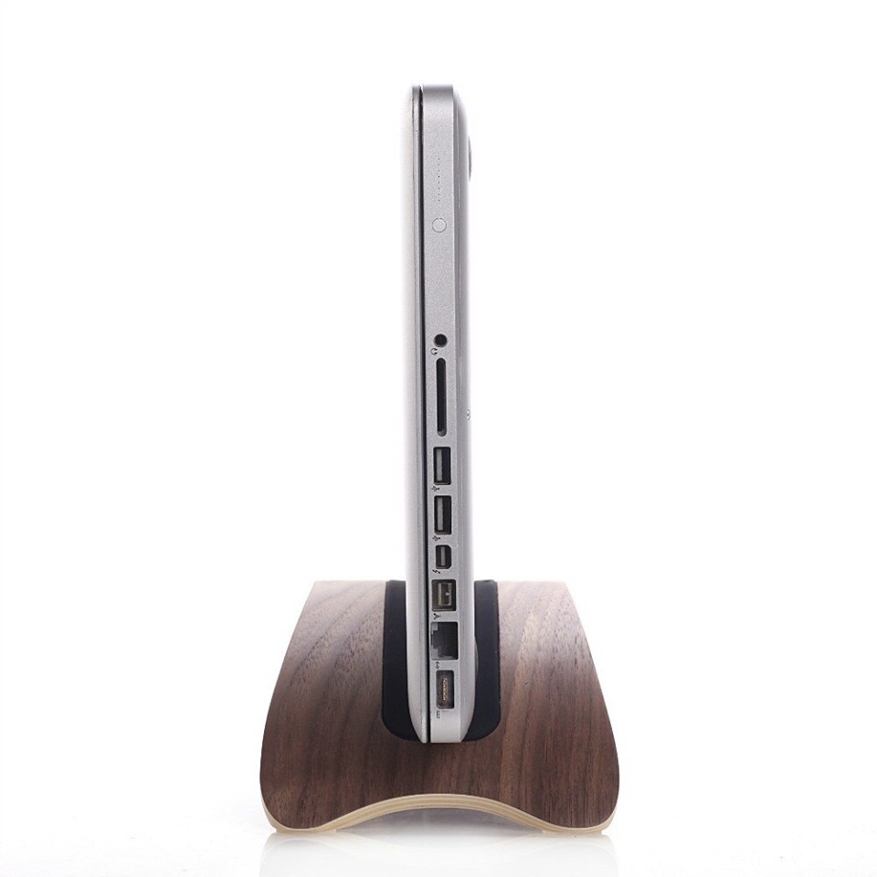 Stand/ Giá đỡ gỗ cắm dọc Macbook dùng để trích xuất ra màn hình ngoài