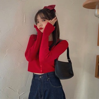 Cardigan croptop cài cúc