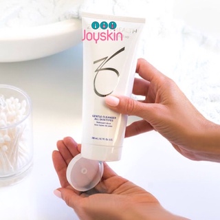 Sữa rửa mặt Gentle Cleanser