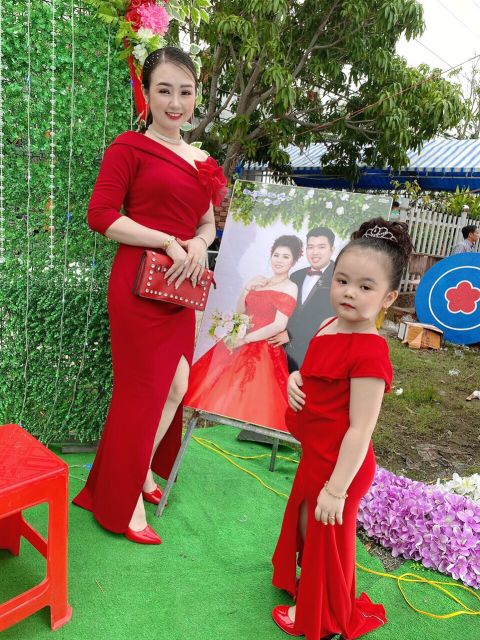 Đầm dạ hội cho bé