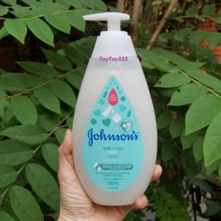 Sữa tắm Johnson's Baby chứa sữa và gạo 500ml