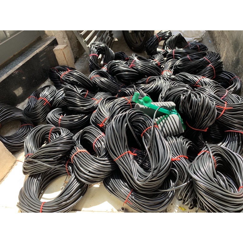 Dây Sủi Oxy Đen Dẻo Chống Gập (1 Met)