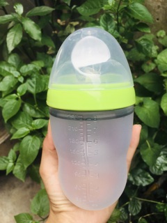 Bình sữa Como siêu mềm sillicon 150ml/250ml