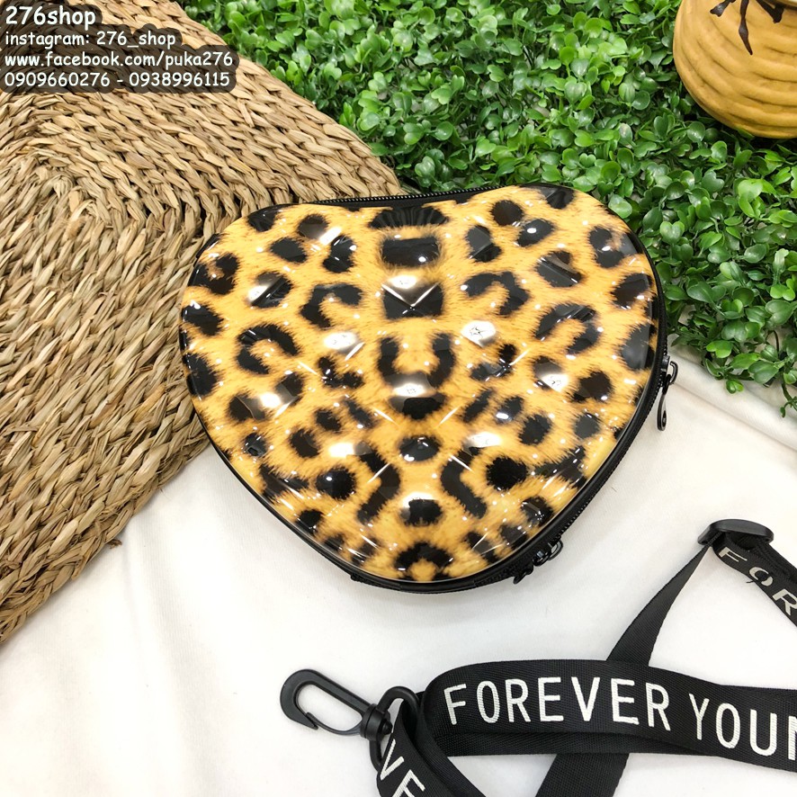 Túi trái tim da beo