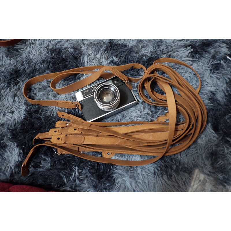 [ DÂY ĐEO MÁY ẢNH DA THẬT ]