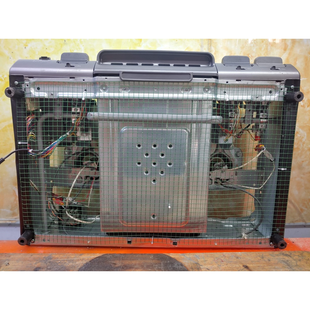 Bếp gas nội địa Nhật Rinnai NTM64BK2 011976 Năm 2018 Tặng pin sạc giá 2,9tr